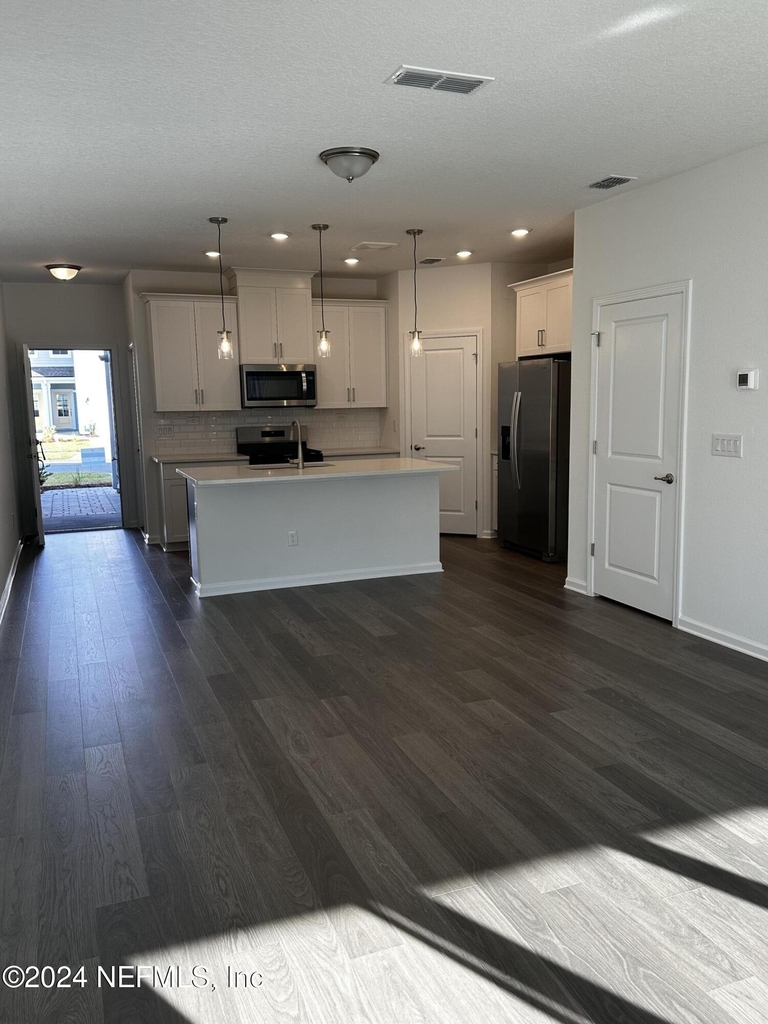 33 Thurnham Lane - Photo 12