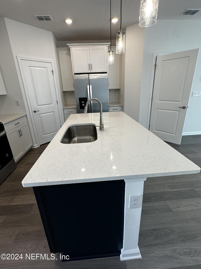 33 Thurnham Lane - Photo 6