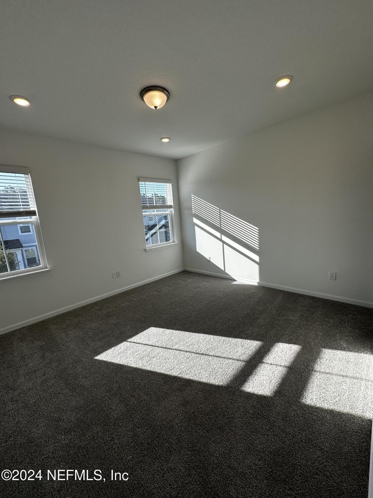 33 Thurnham Lane - Photo 16
