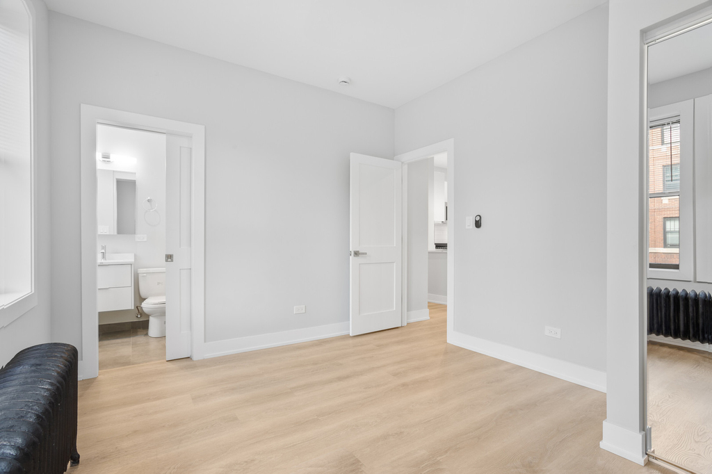 7501 N Eastlake Terrace - Photo 8