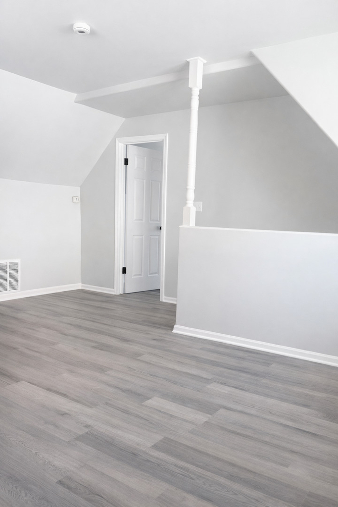 1249 S Kolin Avenue - Photo 3