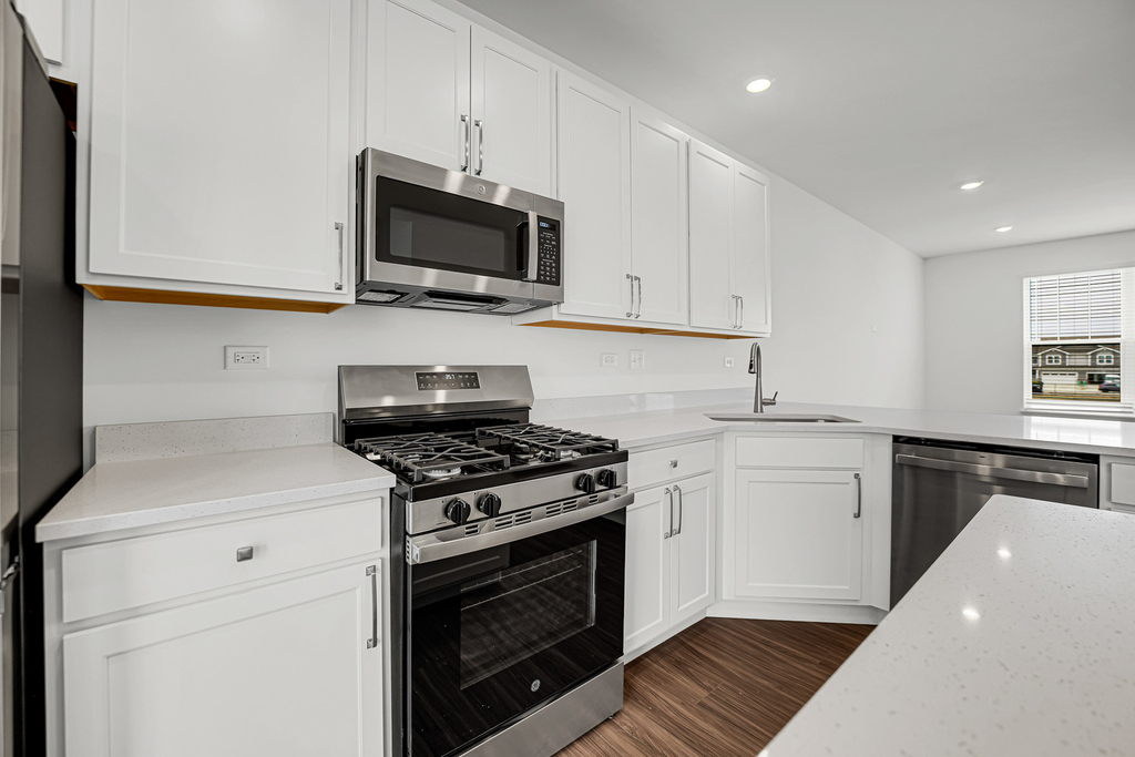 25720 W Yorkshire Drive - Photo 9