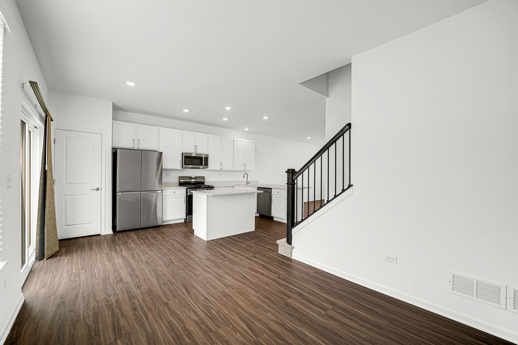 25720 W Yorkshire Drive - Photo 7