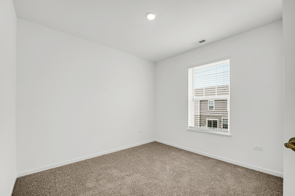25720 W Yorkshire Drive - Photo 17