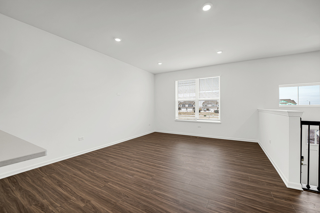25720 W Yorkshire Drive - Photo 3