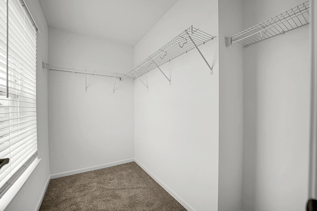 25720 W Yorkshire Drive - Photo 10