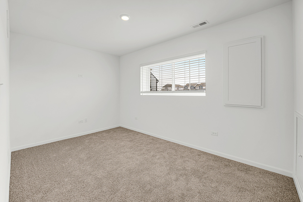25720 W Yorkshire Drive - Photo 20