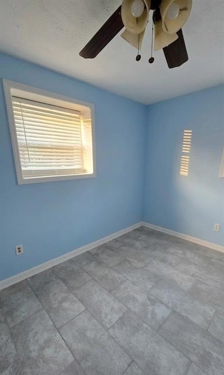 3083 Claiborne Drive - Photo 2