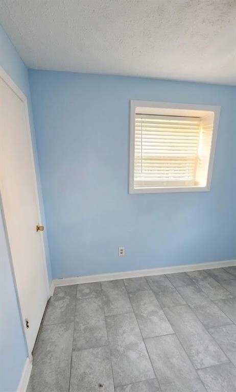 3083 Claiborne Drive - Photo 3