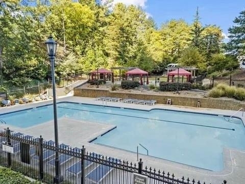 799 Hammond Drive - Photo 16