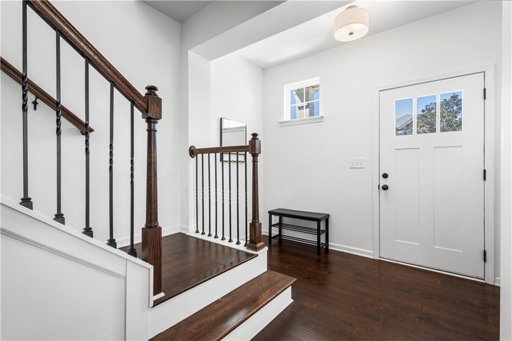 869 Venture Way Sw - Photo 4