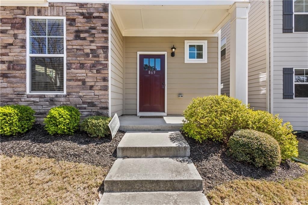 869 Venture Way Sw - Photo 1