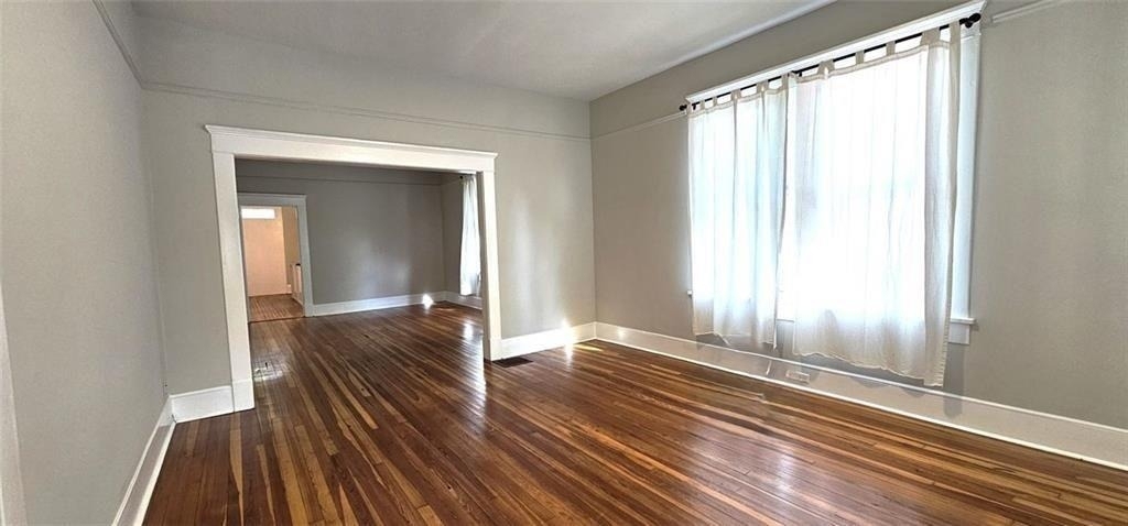 1047 Ridge Avenue - Photo 0