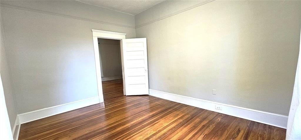 1047 Ridge Avenue - Photo 7