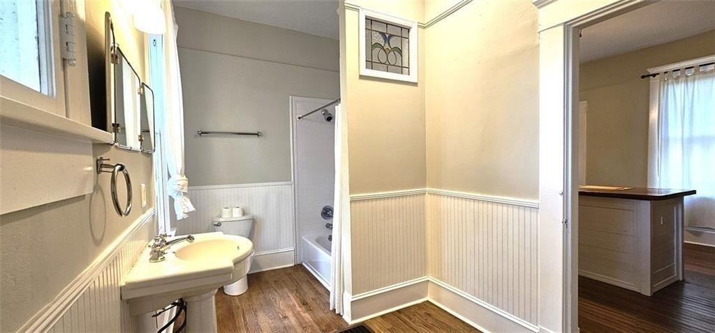 1047 Ridge Avenue - Photo 13