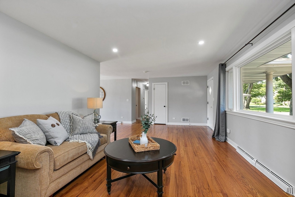 1037 N Harrison Street - Photo 4