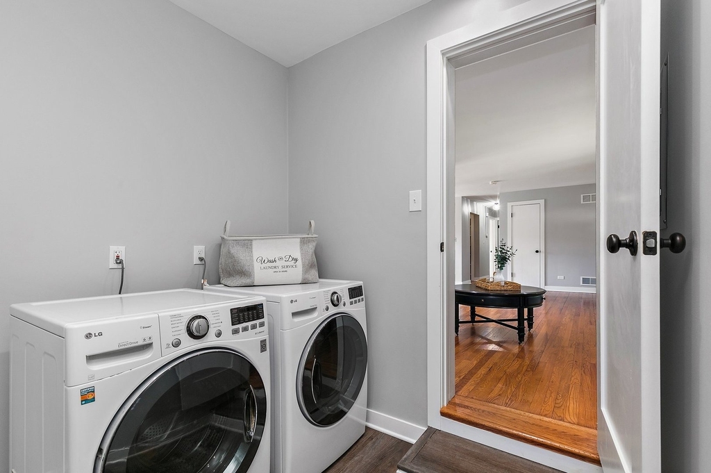 1037 N Harrison Street - Photo 11