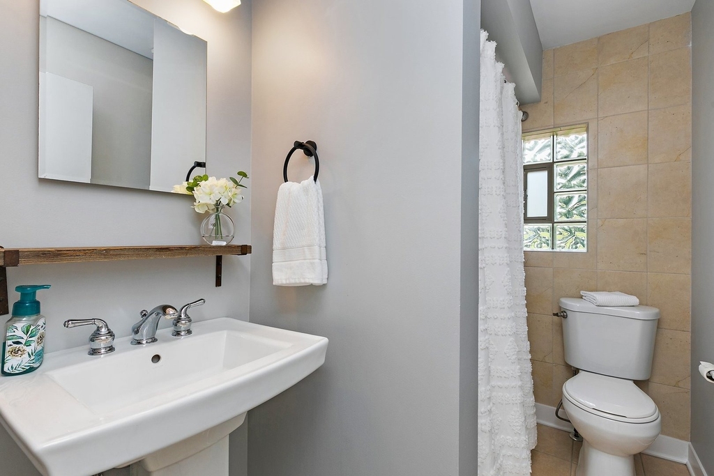 1037 N Harrison Street - Photo 18