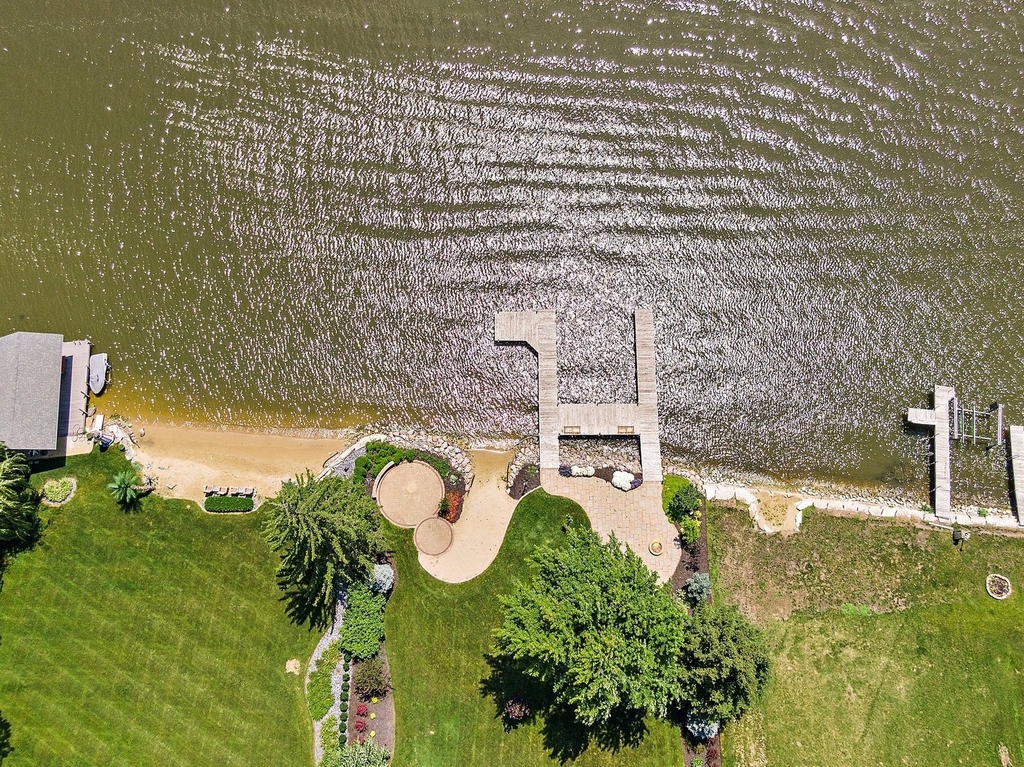 1037 N Harrison Street - Photo 32