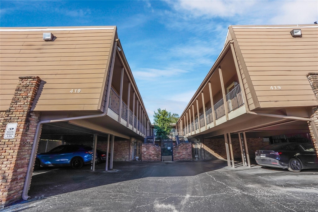419 Marshall Street - Photo 1
