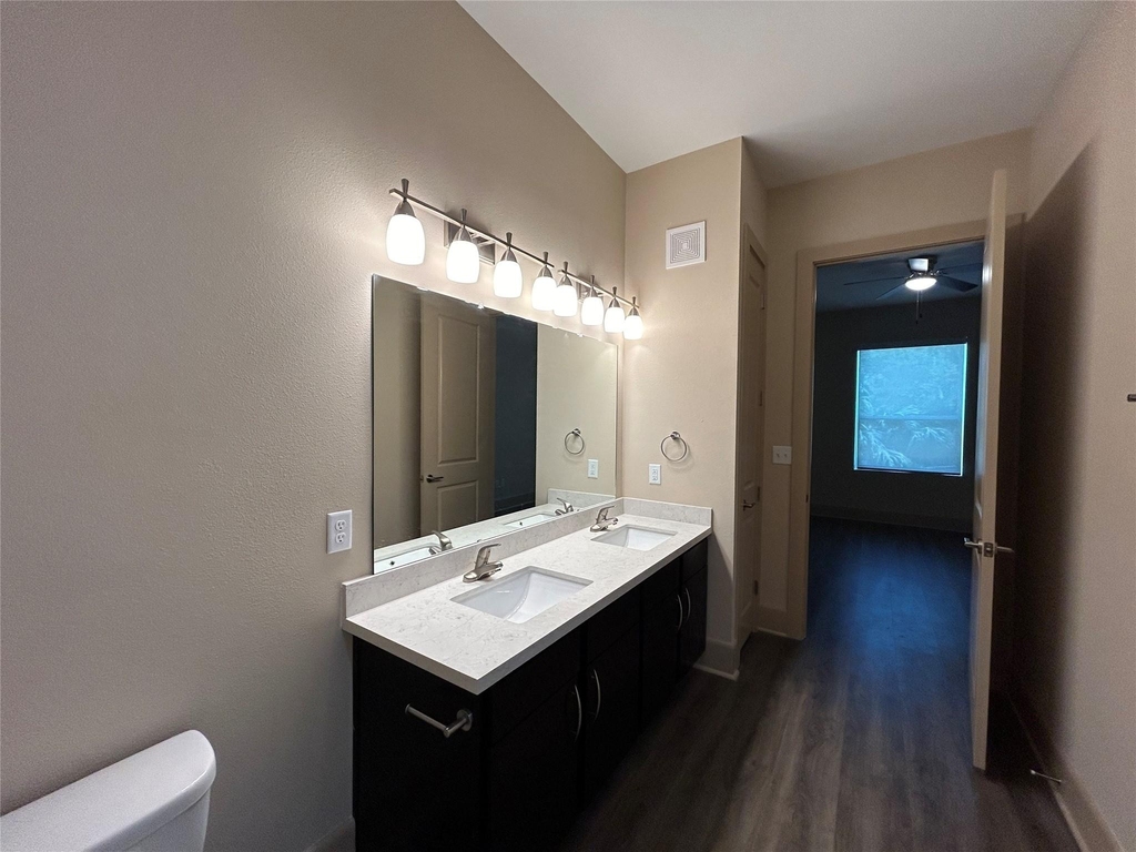 230 T C Jester Boulevard - Photo 7