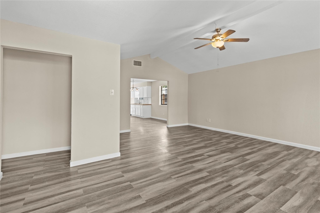 5026 Fitzwater Drive - Photo 3