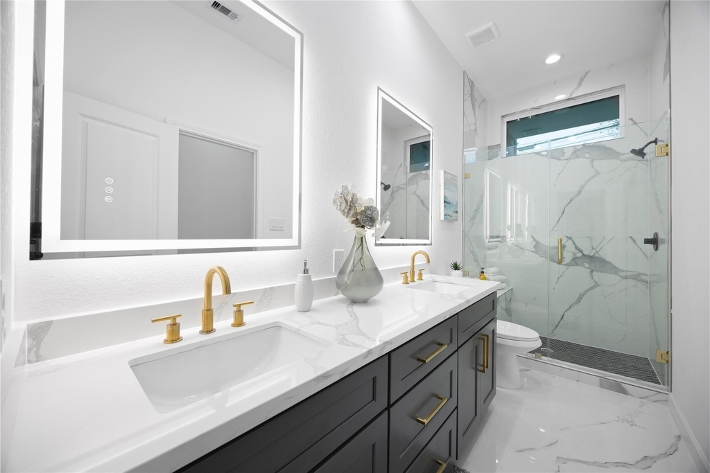 5125 Doolittle Boulevard - Photo 4
