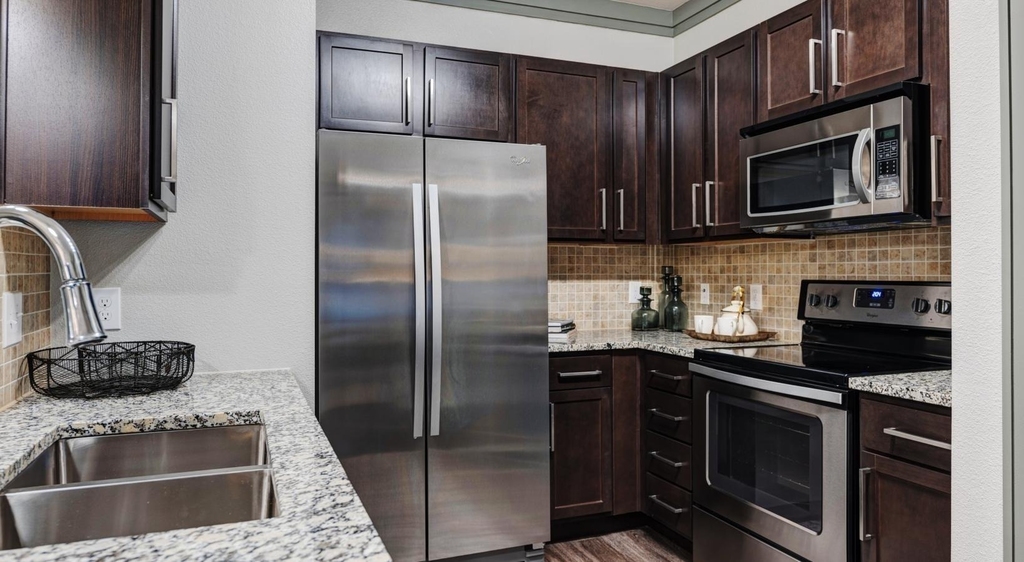 2539 Spring Cypress Road - Photo 4