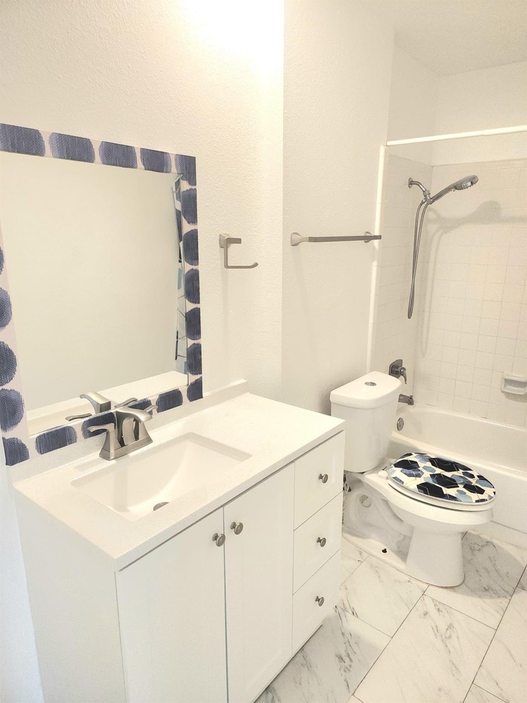 3030 Shawnee Drive - Photo 4