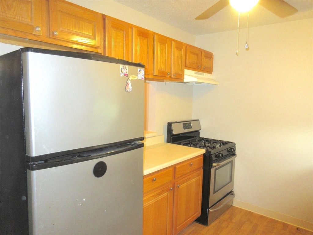 1230 Shadowdale Drive - Photo 5