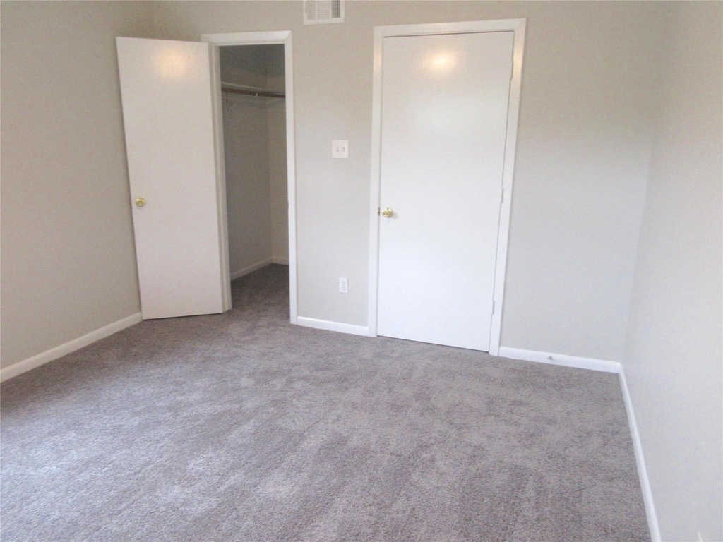 1230 Shadowdale Drive - Photo 9