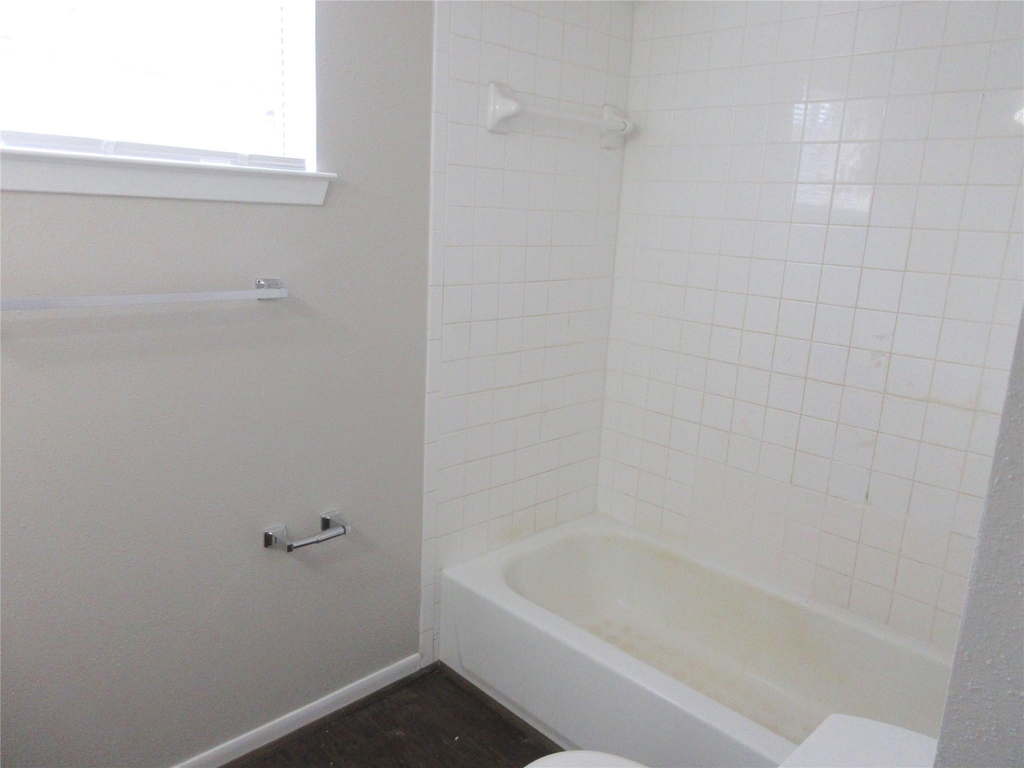 1230 Shadowdale Drive - Photo 11