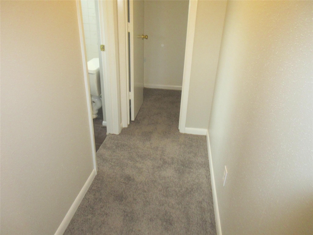 1230 Shadowdale Drive - Photo 8
