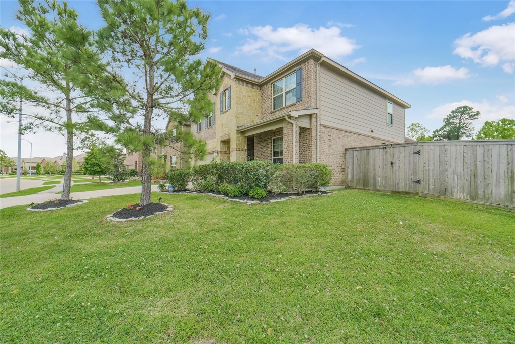 9651 Thimbleweed Drive - Photo 4