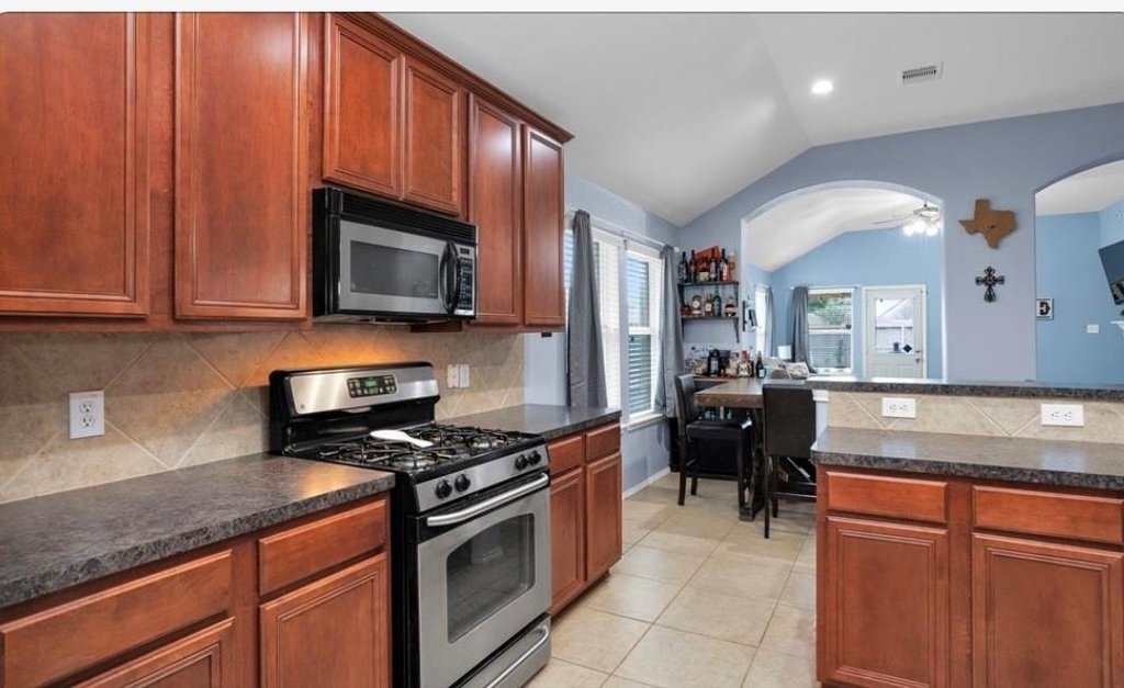 5015 Bridgecrossing Court - Photo 5