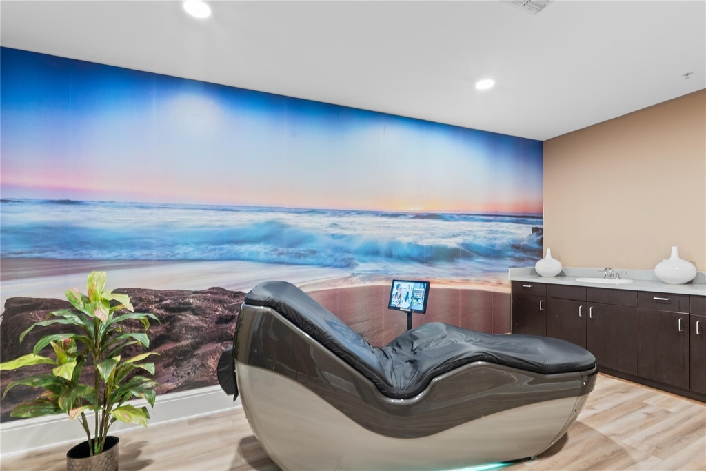 5925 Almeda Road - Photo 10