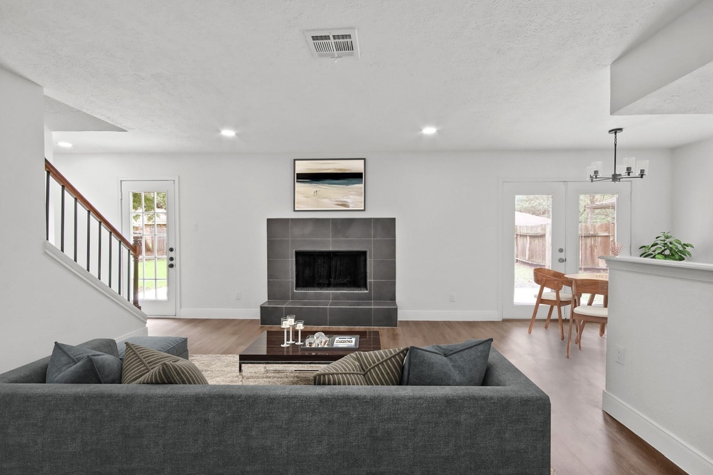14527 Duncannon Drive - Photo 8
