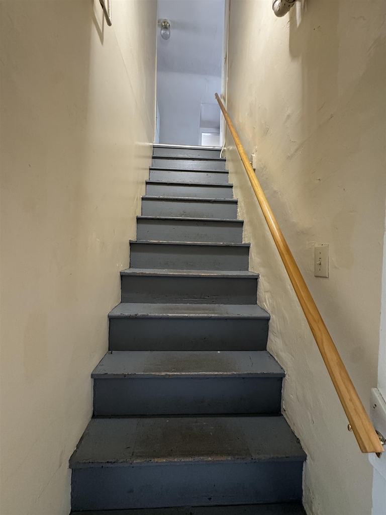 154 Washington - Photo 3