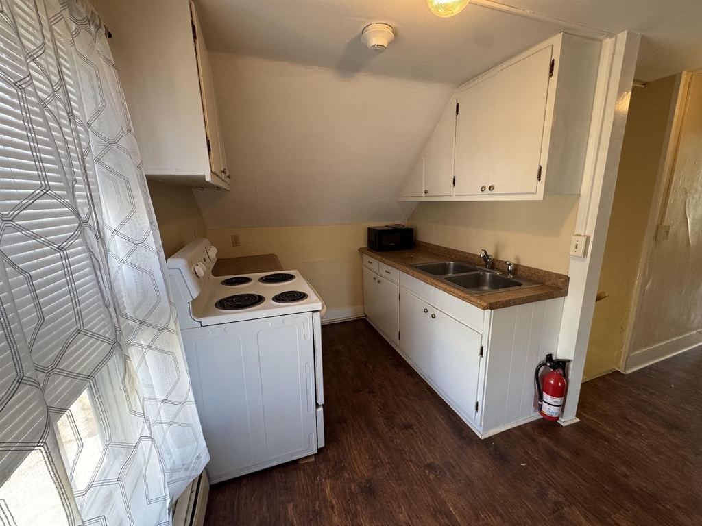 154 Washington - Photo 6