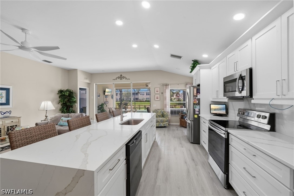 10020 Horse Creek Road - Photo 12