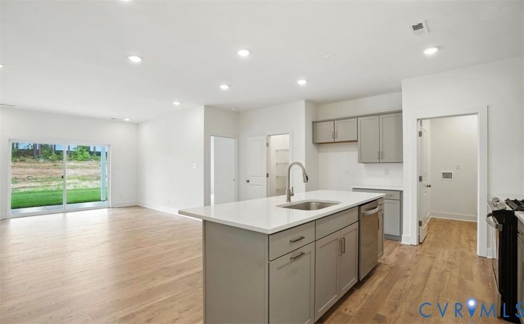 6900 Sunrise Oasis Lane - Photo 2
