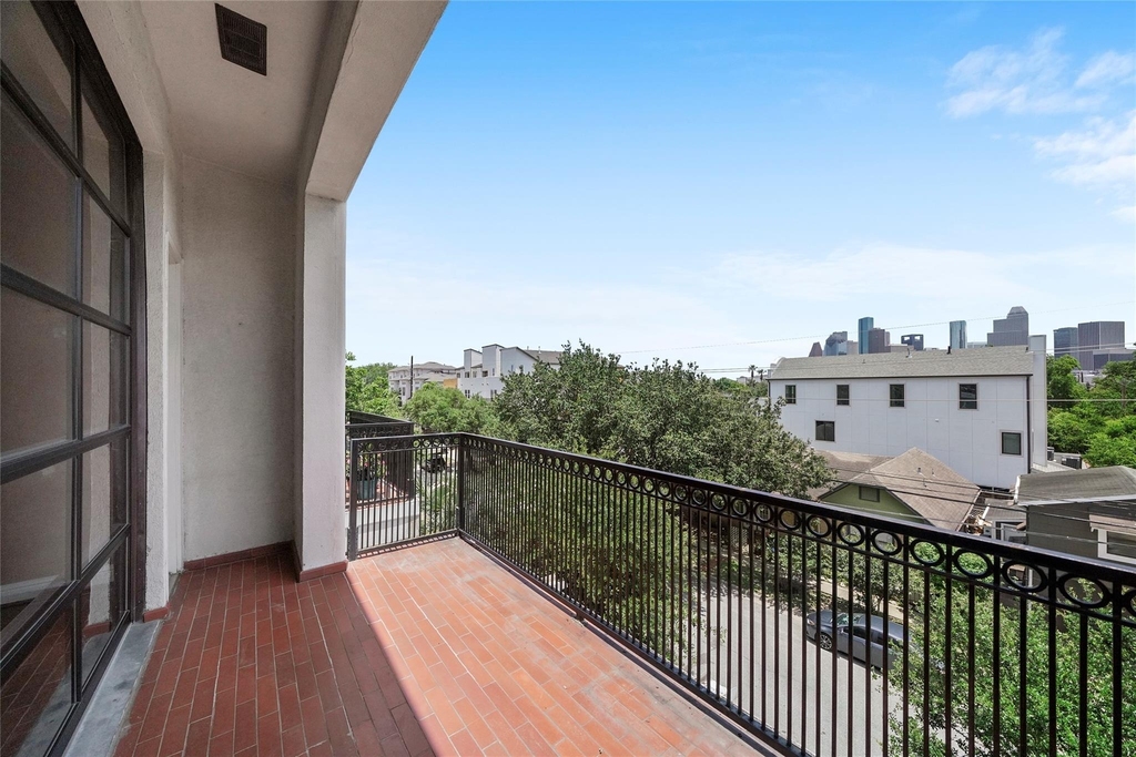 1514 Stanford Street - Photo 32