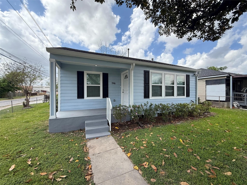 1146 Majestic Street - Photo 0