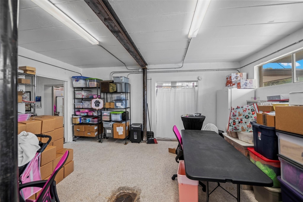 1801 Avenue L - Photo 13