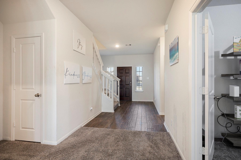 24311 Huntcliff Drive - Photo 4