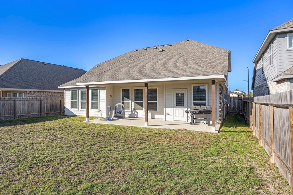 24311 Huntcliff Drive - Photo 35