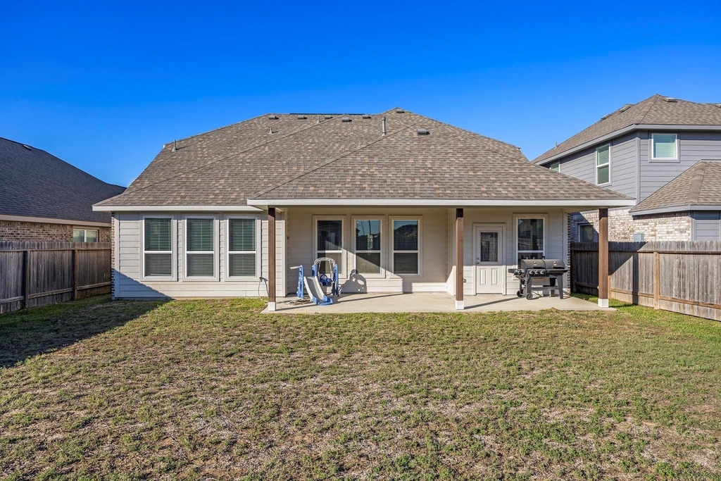 24311 Huntcliff Drive - Photo 36