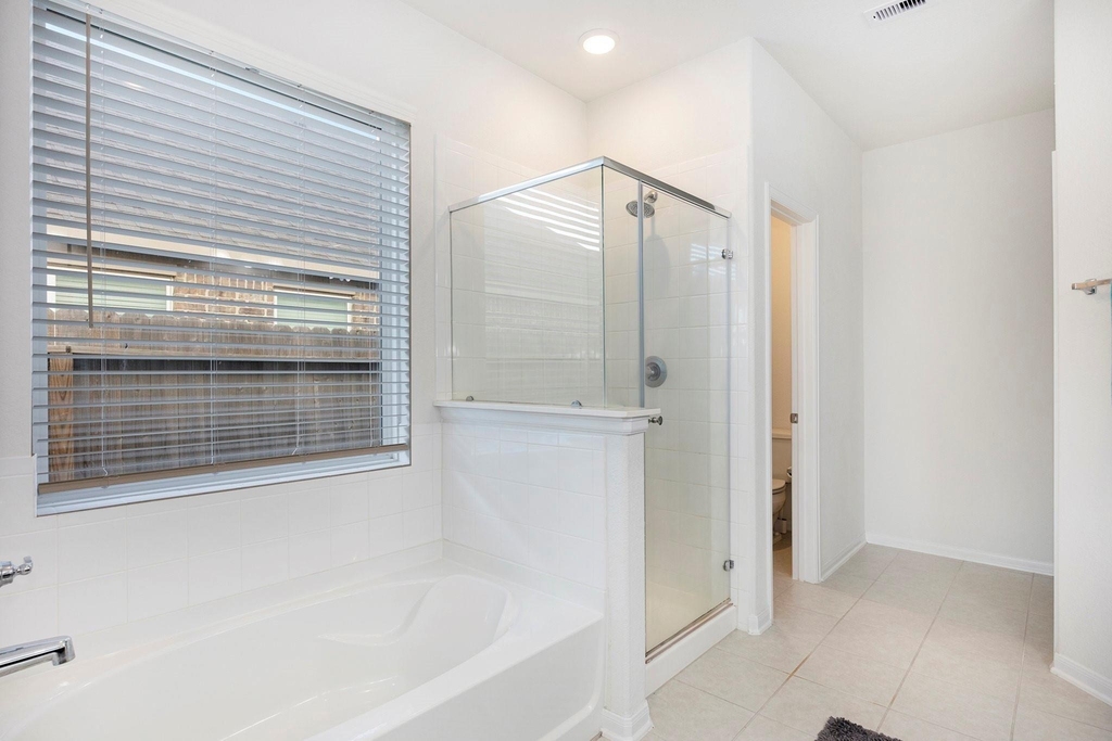 24311 Huntcliff Drive - Photo 21