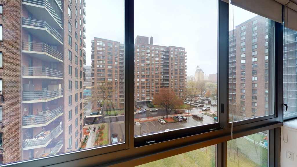 808 Columbus Ave - Photo 3