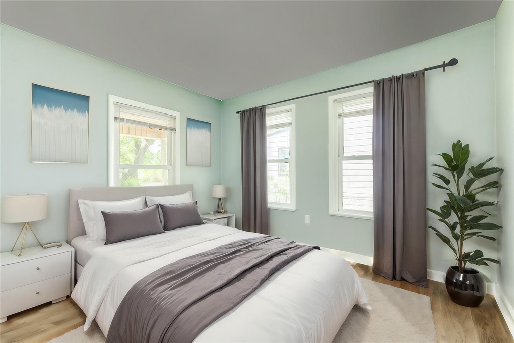 302 W 8th Street - Photo 24
